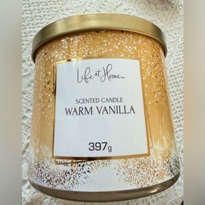 Warm Vanilla Scented Candle